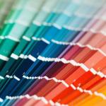 Psychologia kolorów w modzie: jak barwy wpływają na styl, nastrój i odbiór Twojego wizerunku