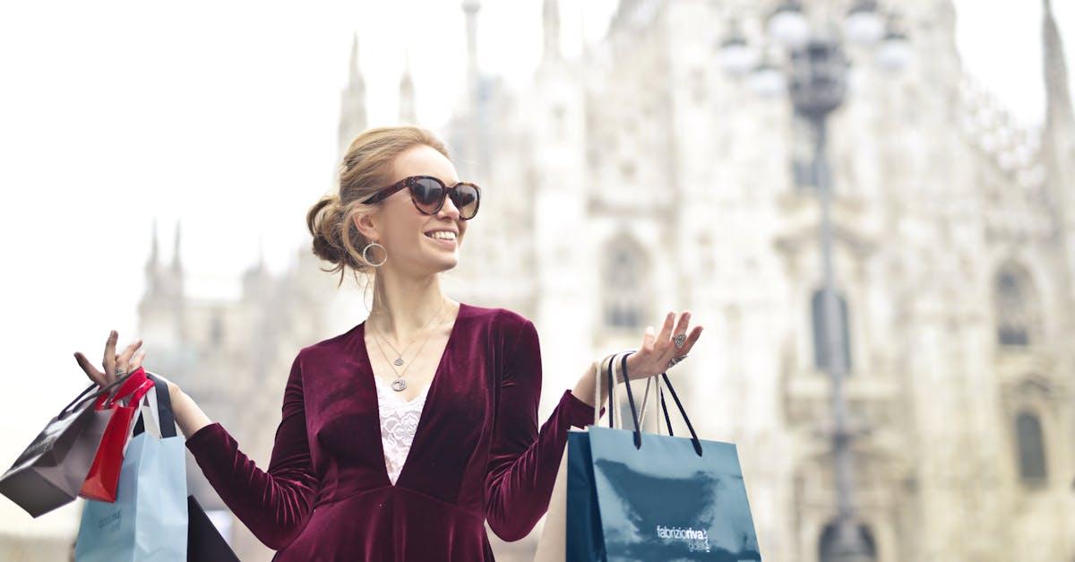 Kiedy warto wydać więcej na ubranie? 7 sytuacji, w których jakość się opłaca