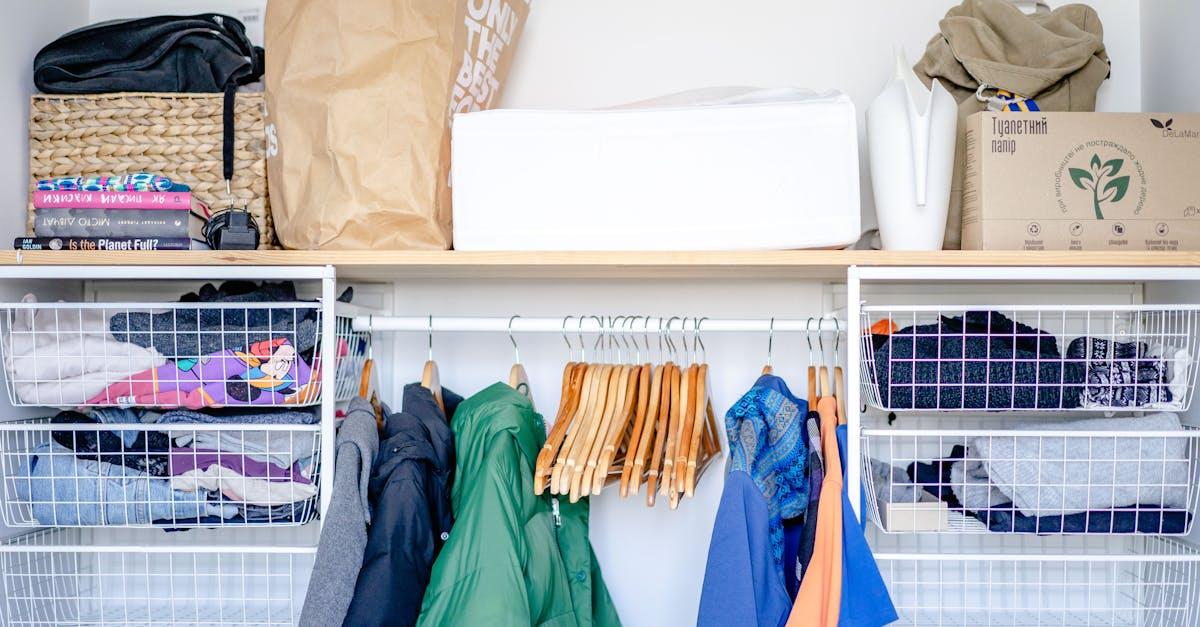 Jak odświeżyć garderobę na wiosnę: 10 prostych trików na nowy sezon