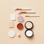 Kolejność nakładania kosmetyków do twarzy – kompletny poradnik krok po kroku