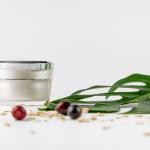 Czy naturalne kosmetyki są lepsze? Fakty, mity i jak wybrać świadomie